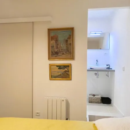 Apartment Luckey Homes - Rue De La Verrerie