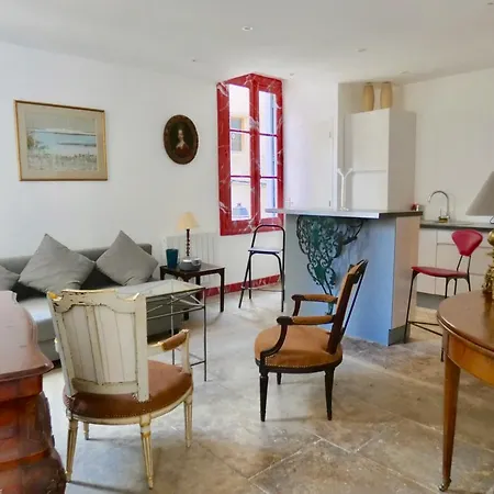 Luckey Homes - Rue De La Verrerie Apartment